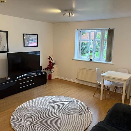 Newly Refurbished Flat In Kings Heath Daire Birmingham Dış mekan fotoğraf